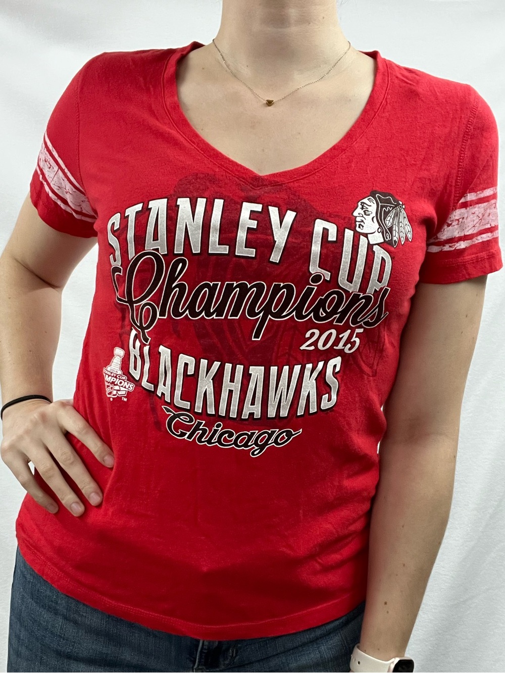 Chicago Blackhawks Women's Red Stanley Cup Champions 2015 V-Neck Tee
